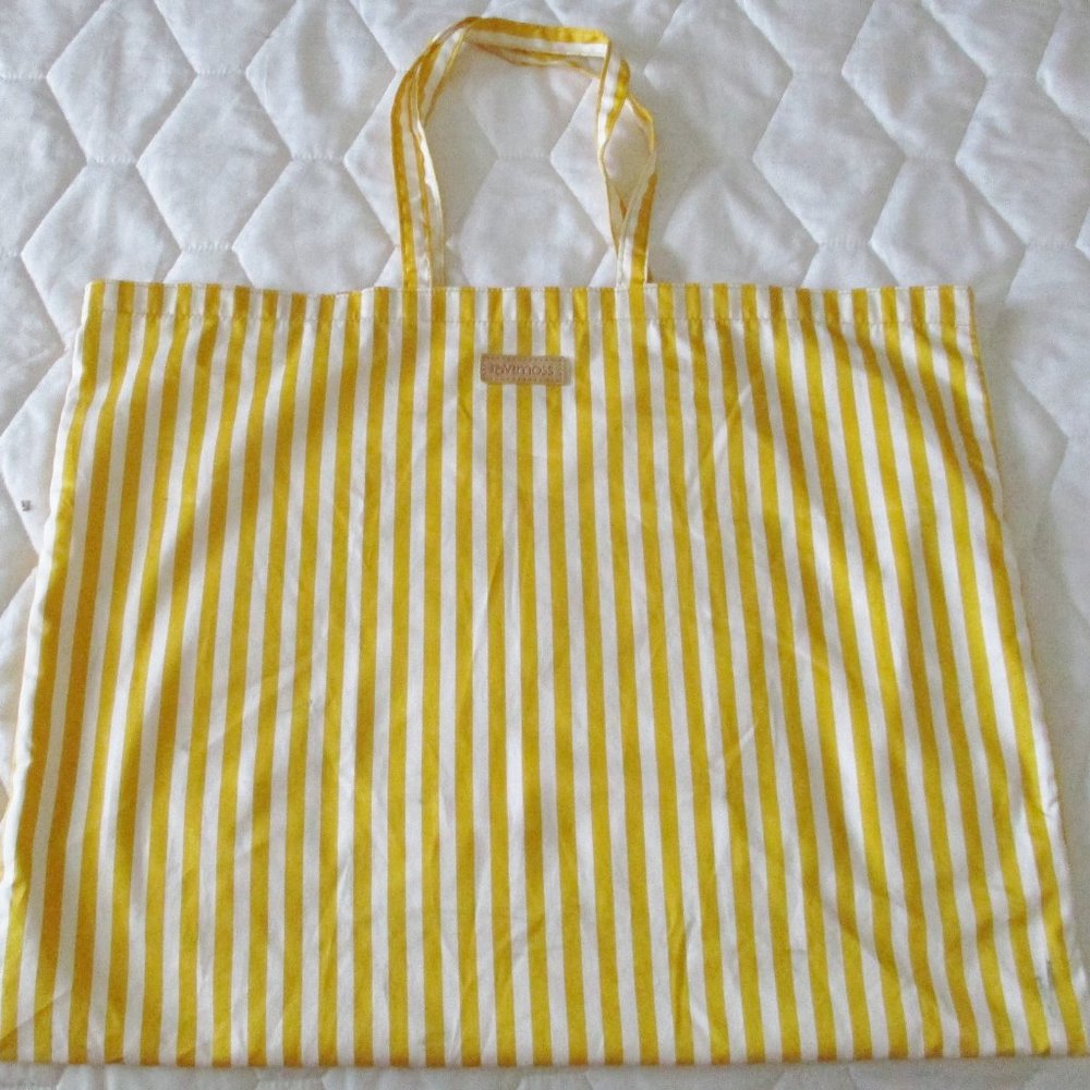 Rovimoss Women's Yellow and White Stripe Tote One Size 24" x 19"